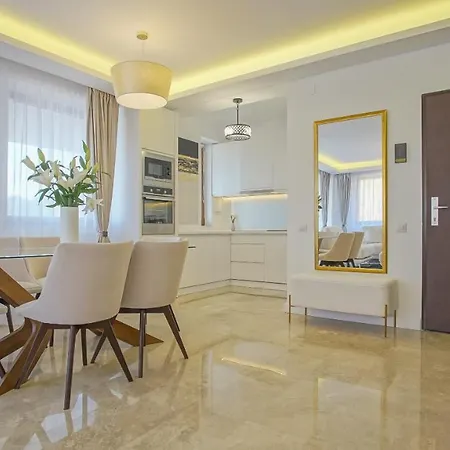 Apartament Atria - Seasons Residence Apartment *
